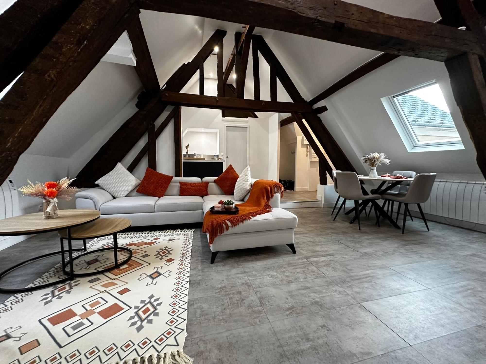 Charme, Poutres Et Elegance Chartres Exterior foto